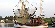 320px-German_fishing_boatthumb.jpg